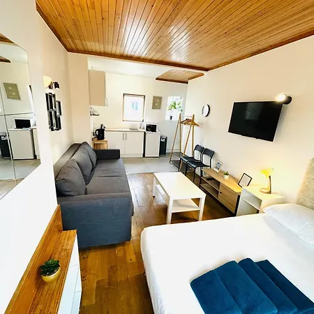 Porte De Saint Ouen Apartment *